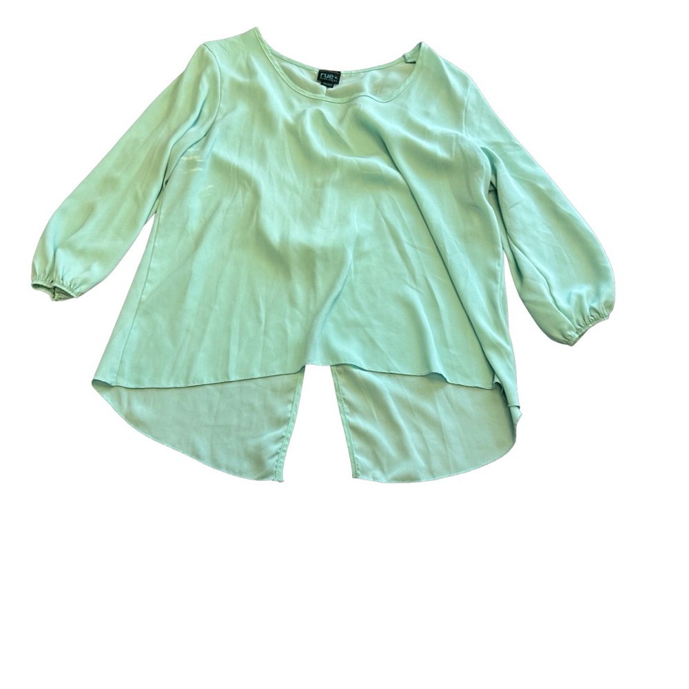 Rue21 Green Asymmetrical 3/4 Sleeve Blouse